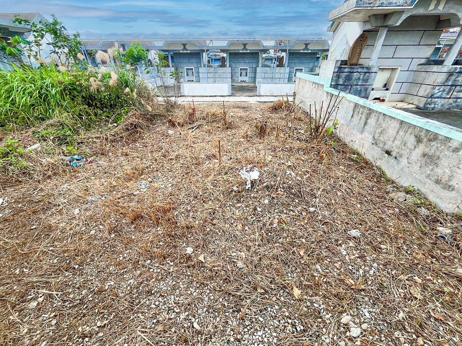 名護市大西四丁目売り墓地