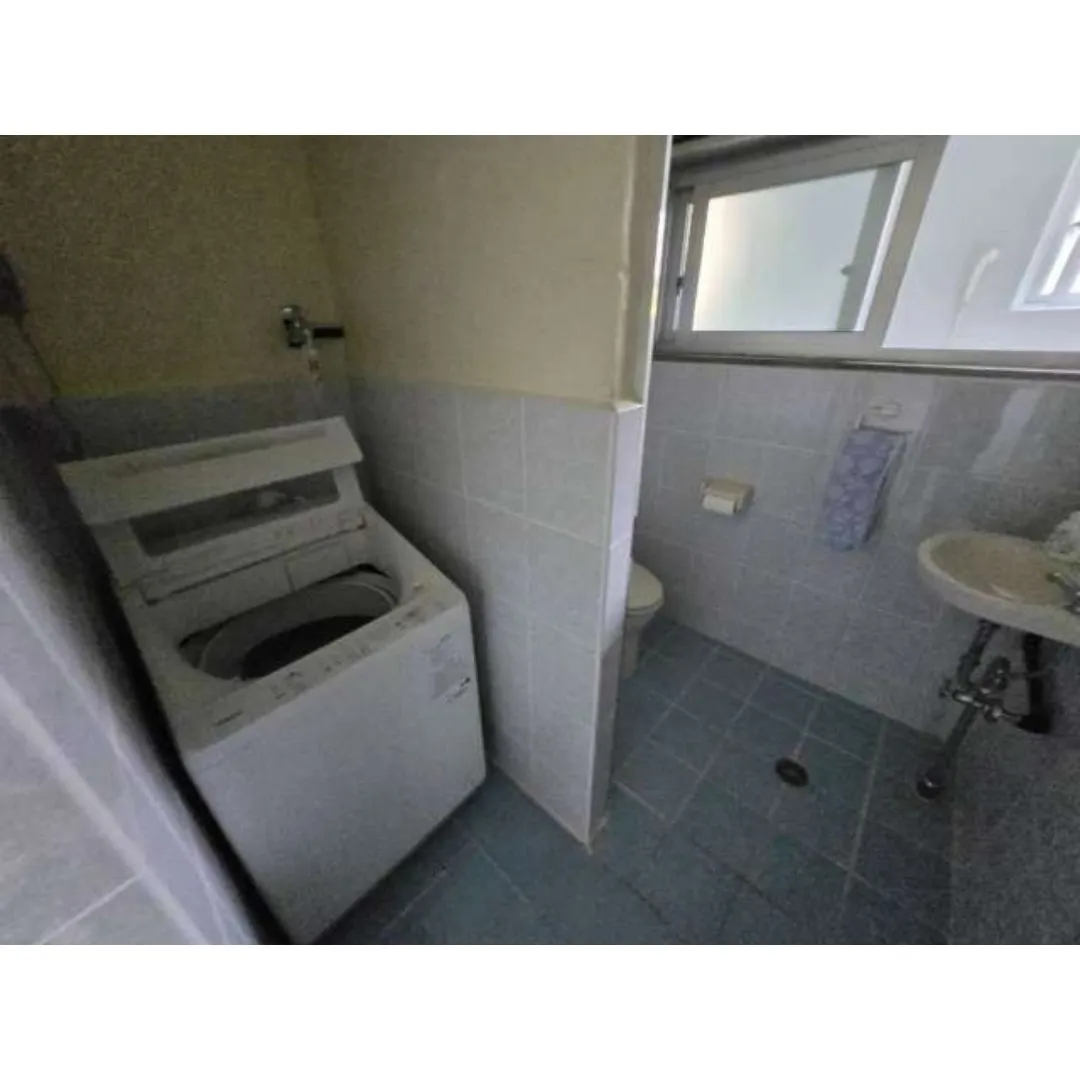 名護市屋部売り戸建て5LDK※別棟木造１LDKあり✨