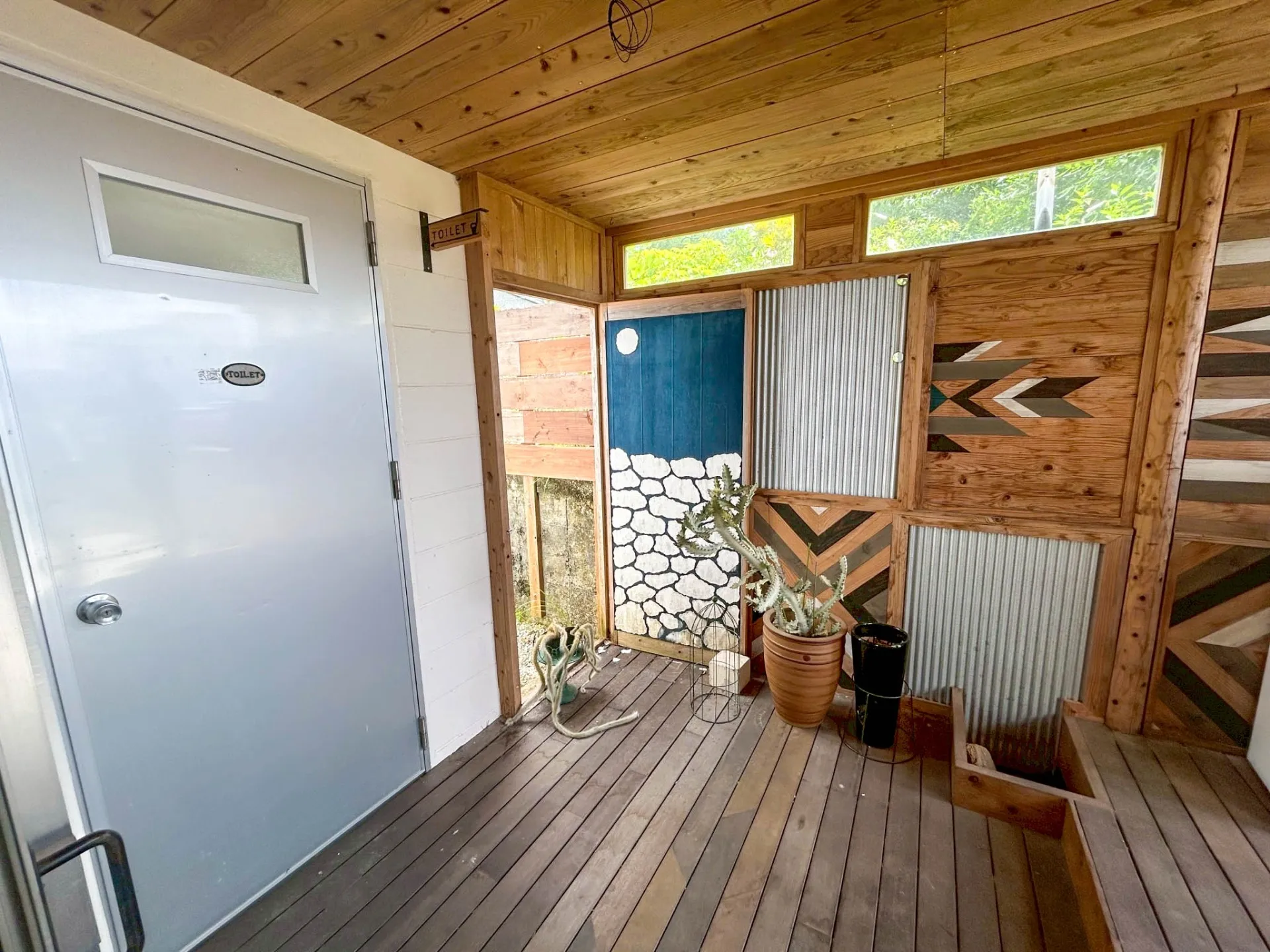 名護市宮里七丁目貸し店舗