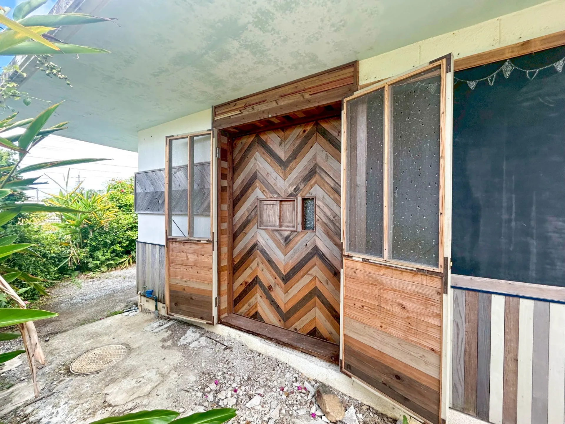 名護市宮里七丁目貸し店舗