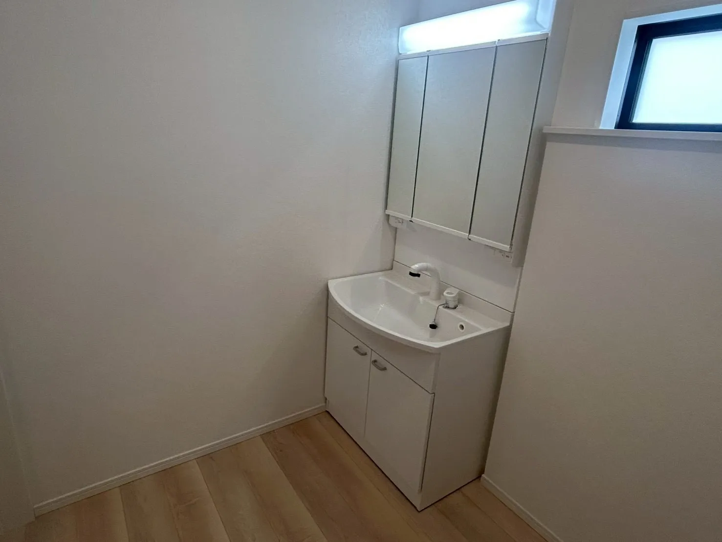 名護市名護4号棟