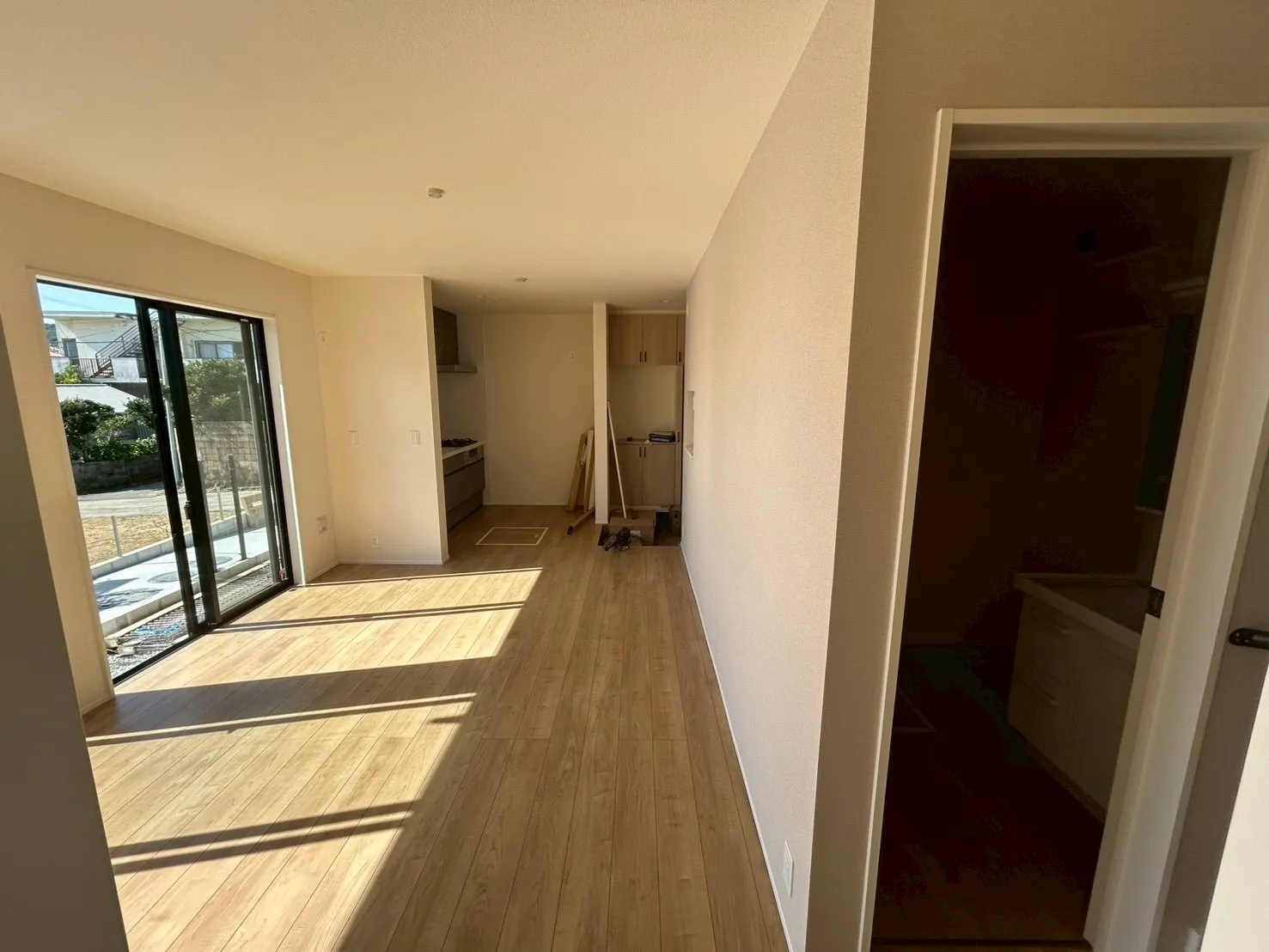 リナージュ 東村平良・1号棟