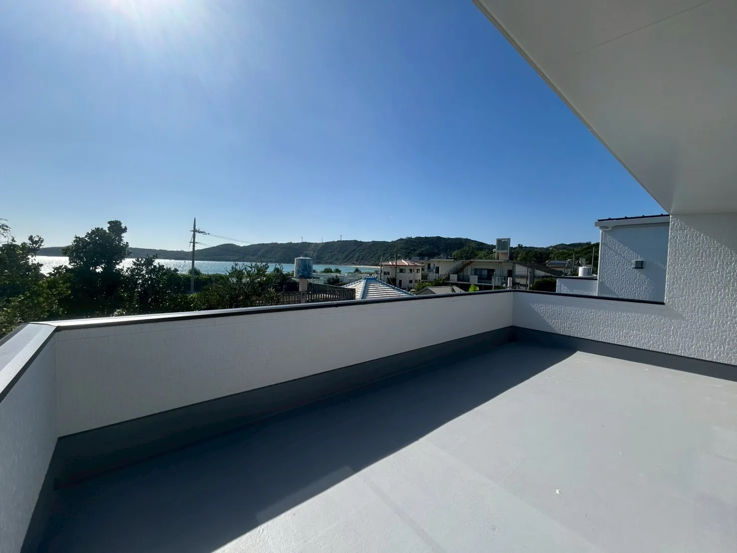 リナージュ 東村平良・2号棟