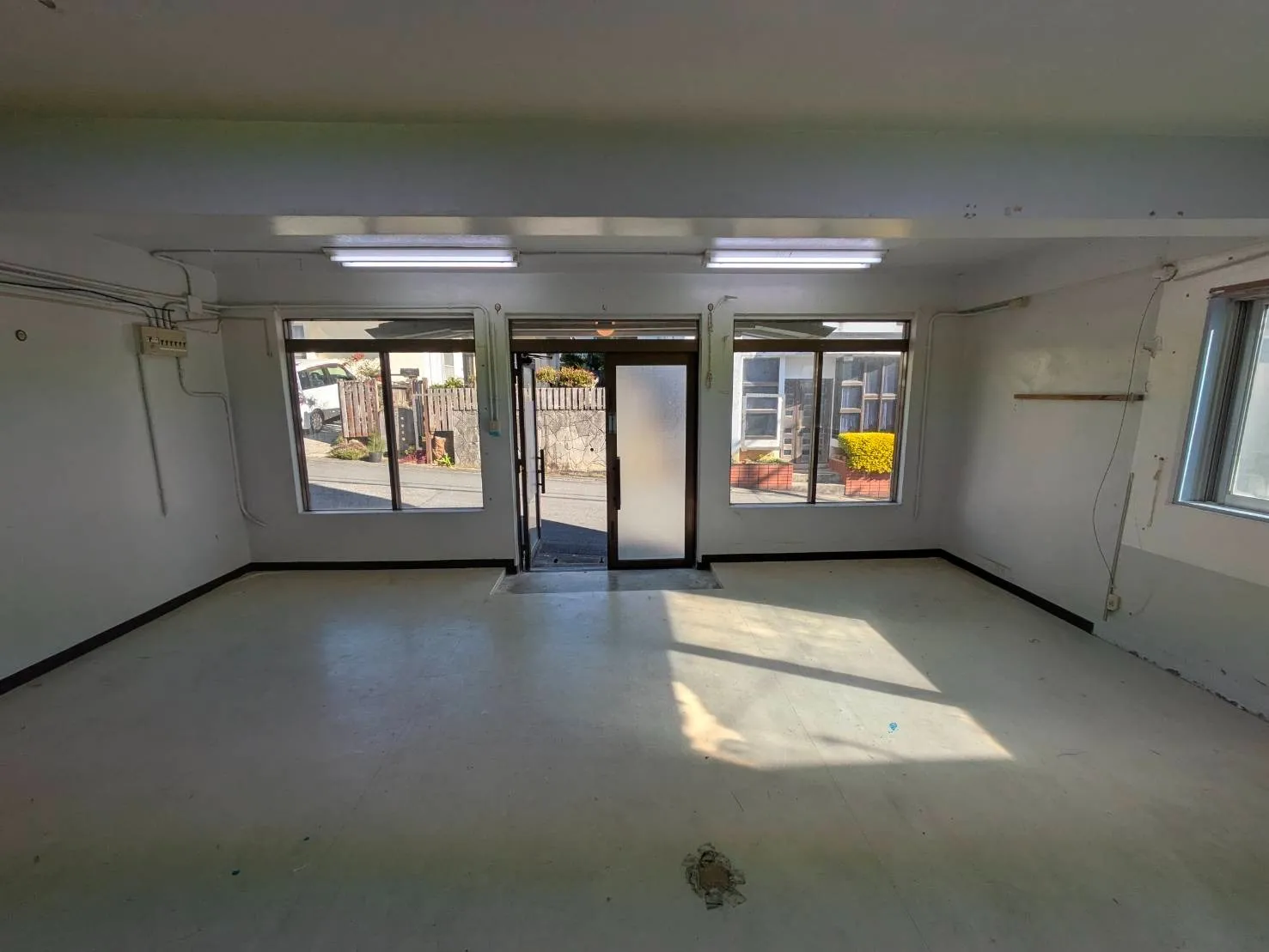 宇茂佐貸し店舗