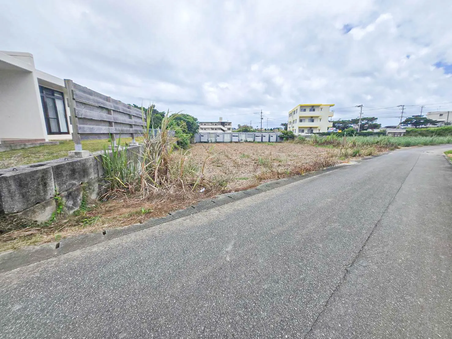 宜野座村宜野座売土地