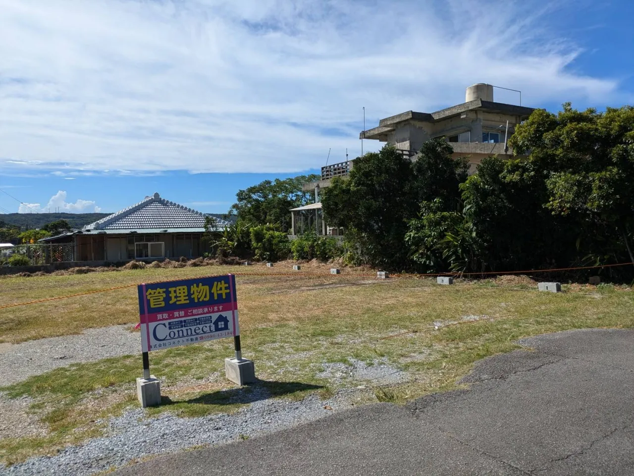 名護市伊差川駐車場